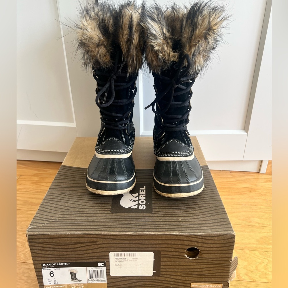 Sorel Women's Black Waterproof Winter Boots Joan of Arctic Size 6
